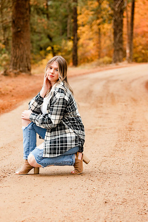 Natalee H - Class of 2022 - IMG_1001 - October 24, 2021 - Radiant Photography by Selina - Selina Gilchrist