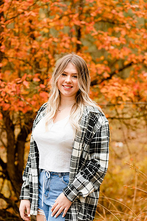 Natalee H - Class of 2022 - IMG_1033 - October 24, 2021 - Radiant Photography by Selina - Selina Gilchrist