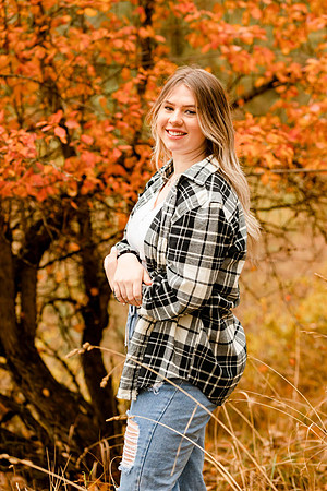 Natalee H - Class of 2022 - IMG_1045 - October 24, 2021 - Radiant Photography by Selina - Selina Gilchrist