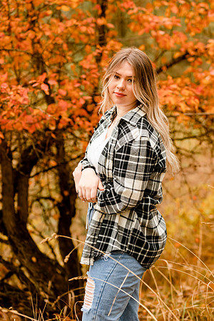 Natalee H - Class of 2022 - IMG_1050 - October 24, 2021 - Radiant Photography by Selina - Selina Gilchrist