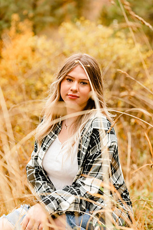 Natalee H - Class of 2022 - IMG_1058 - October 24, 2021 - Radiant Photography by Selina - Selina Gilchrist