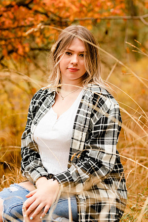 Natalee H - Class of 2022 - IMG_1053 - October 24, 2021 - Radiant Photography by Selina - Selina Gilchrist