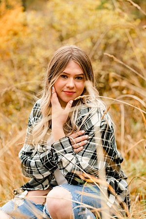 Natalee H - Class of 2022 - IMG_1064 - October 24, 2021 - Radiant Photography by Selina - Selina Gilchrist