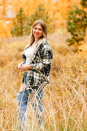 Natalee H - Class of 2022 - IMG_1066 - October 24, 2021 - Radiant Photography by Selina - Selina Gilchrist