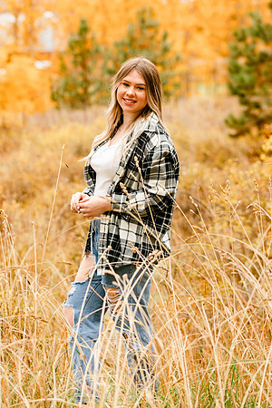 Natalee H - Class of 2022 - IMG_1067 - October 24, 2021 - Radiant Photography by Selina - Selina Gilchrist