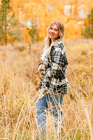 Natalee H - Class of 2022 - IMG_1068 - October 24, 2021 - Radiant Photography by Selina - Selina Gilchrist