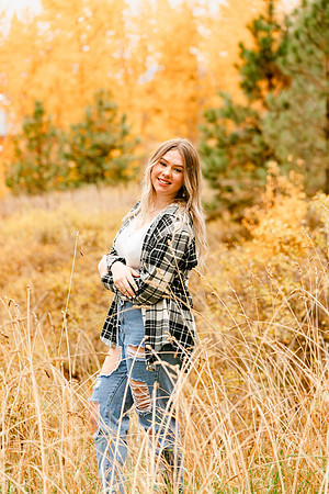 Natalee H - Class of 2022 - IMG_1089 - October 24, 2021 - Radiant Photography by Selina - Selina Gilchrist