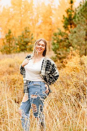Natalee H - Class of 2022 - IMG_1094 - October 24, 2021 - Radiant Photography by Selina - Selina Gilchrist