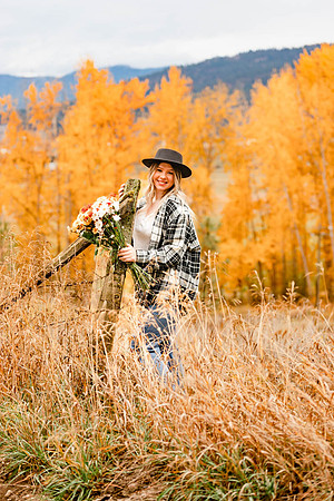 Natalee H - Class of 2022 - IMG_1110 - October 24, 2021 - Radiant Photography by Selina - Selina Gilchrist