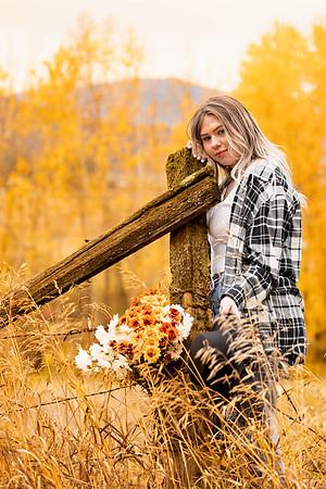 Natalee H - Class of 2022 - IMG_1175 - October 24, 2021 - Radiant Photography by Selina - Selina Gilchrist