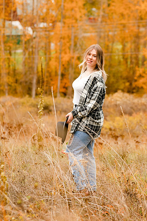 Natalee H - Class of 2022 - IMG_1201 - October 24, 2021 - Radiant Photography by Selina - Selina Gilchrist