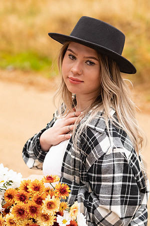 Natalee H - Class of 2022 - IMG_1268 - October 24, 2021 - Radiant Photography by Selina - Selina Gilchrist