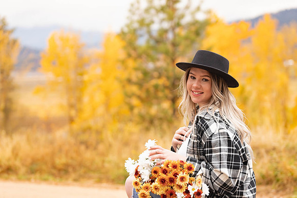 Natalee H - Class of 2022 - IMG_1275 - October 24, 2021 - Radiant Photography by Selina - Selina Gilchrist
