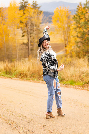Natalee H - Class of 2022 - IMG_1318 - October 24, 2021 - Radiant Photography by Selina - Selina Gilchrist