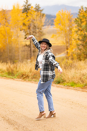 Natalee H - Class of 2022 - IMG_1321 - October 24, 2021 - Radiant Photography by Selina - Selina Gilchrist