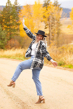 Natalee H - Class of 2022 - IMG_1337 - October 24, 2021 - Radiant Photography by Selina - Selina Gilchrist