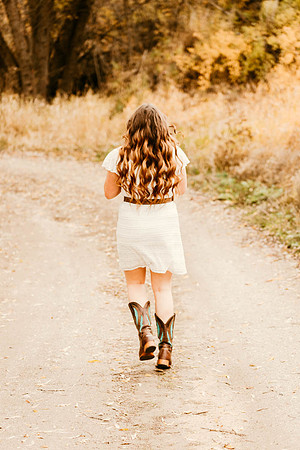 Kaylee G - Class of 2022 - IMG_1341 - October 24, 2021 - Radiant Photography by Selina - Selina Gilchrist