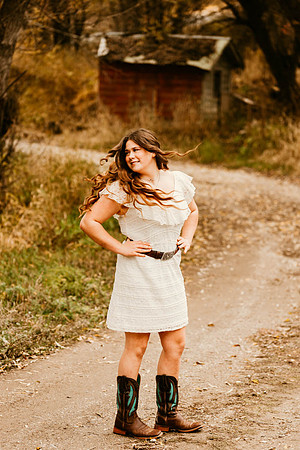 Kaylee G - Class of 2022 - IMG_1368 - October 24, 2021 - Radiant Photography by Selina - Selina Gilchrist