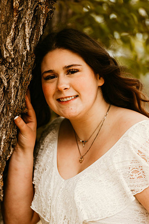 Kaylee G - Class of 2022 - IMG_1373 - October 24, 2021 - Radiant Photography by Selina - Selina Gilchrist