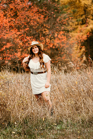 Kaylee G - Class of 2022 - IMG_1400 - October 24, 2021 - Radiant Photography by Selina - Selina Gilchrist