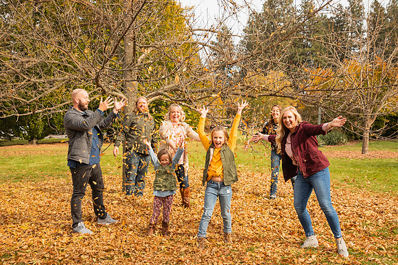 IMG_6751- Randi Kyle & Family - Finch Arboretum - October 12, 2019 Radiant Photography by Selina - Selina Gilchrist
