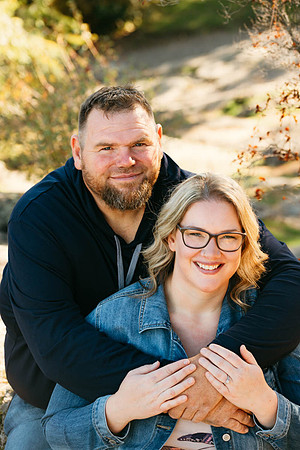 Bree & Arron Family - Mirabeau Point Park - IMG_2777 - October 03, 2021 - Radiant Photography by Selina - Selina Gilchrist