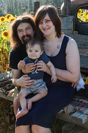 IMG_8769Andy & Family - Half Moon BloomsAugust 03, 2020 Radiant Photography by Selina - Selina Gilchrist