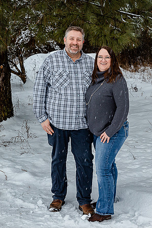 Lori & Paul Larsen - Christmas Eve 2021 - IMG_0678 - December 24, 2021 - ©Selina Gilchrist509-270-9015-www.RadiantPhotographyBySelina.com