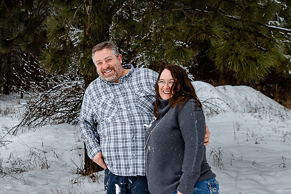 Lori & Paul Larsen - Christmas Eve 2021 - IMG_0687 - December 24, 2021 - ©Selina Gilchrist509-270-9015-www.RadiantPhotographyBySelina.com
