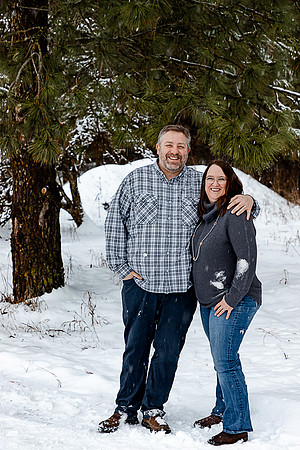 Lori & Paul Larsen - Christmas Eve 2021 - IMG_0701 - December 24, 2021 - ©Selina Gilchrist509-270-9015-www.RadiantPhotographyBySelina.com
