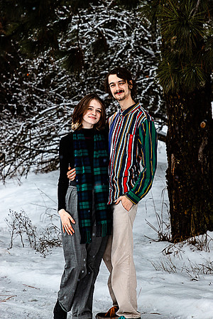 Lori & Paul Larsen - Christmas Eve 2021 - IMG_0733 - December 24, 2021 - ©Selina Gilchrist509-270-9015-www.RadiantPhotographyBySelina.com