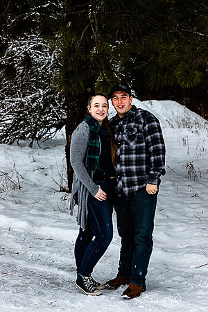 Lori & Paul Larsen - Christmas Eve 2021 - IMG_0770 - December 24, 2021 - ©Selina Gilchrist509-270-9015-www.RadiantPhotographyBySelina.com