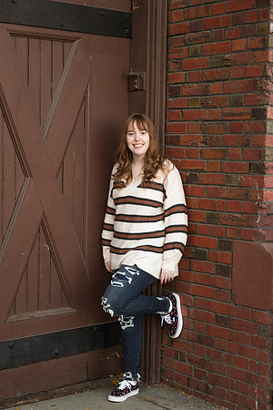 IMG_0018 Hanna R - Class of 2021 - October 25, 2020  Radiant Photography by Selina - Selina Gilchrist