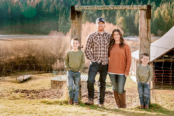 IMG_9422 Hailee & Travis M family - November 29, 2020  Radiant Photography by Selina - Selina Gilchrist