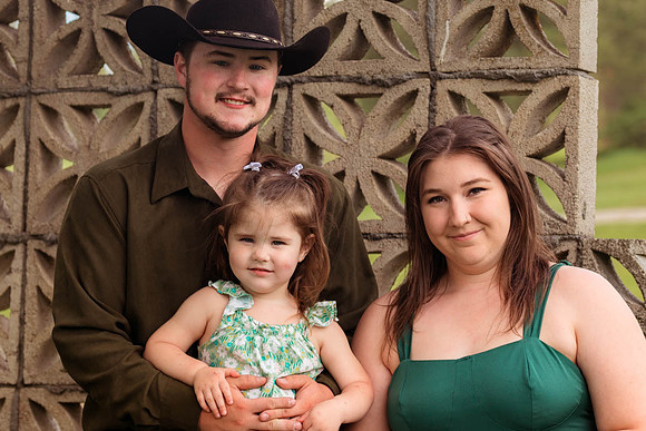 McNiven Family 2023 -IMG_0885 - June 17, 2023 - Radiant Photography by Selina - Selina Gilchrist