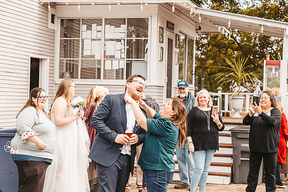 Brittany & Daren Wedding - reception -IMG_5362 - June 04, 2022 - ©Radiant Photography by Selina - Selina Gilchrist