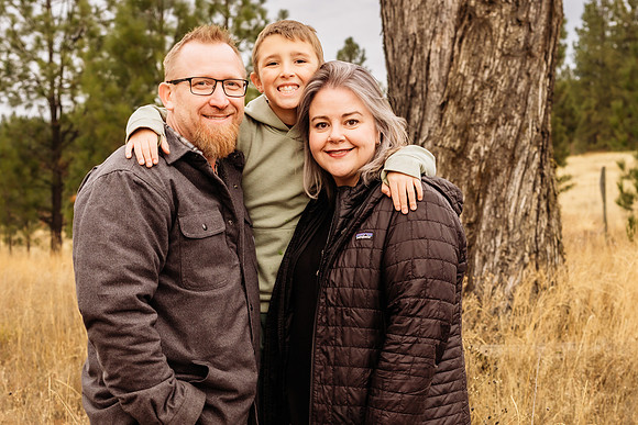 Darcy M & family 11-16-24 - AW2A1367 - ©Selina Gilchrist
