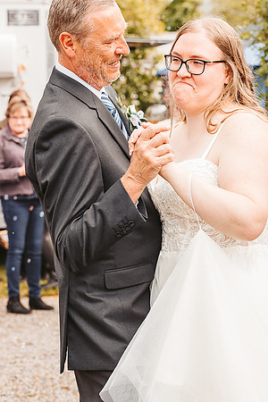 Brittany & Daren Wedding - reception -IMG_0585 - June 04, 2022 - ©Radiant Photography by Selina - Selina Gilchrist