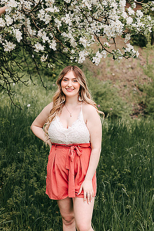 Maddy B Spring - Class of 2022 - IMG_3644 - May 26, 2022 - ©Radiant Photography by Selina - Selina Gilchrist