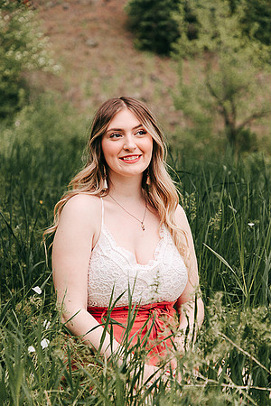 Maddy B Spring - Class of 2022 - IMG_3696 - May 26, 2022 - ©Radiant Photography by Selina - Selina Gilchrist