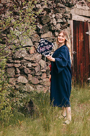 Maddy B Spring - Class of 2022 - IMG_3790 - May 26, 2022 - ©Radiant Photography by Selina - Selina Gilchrist