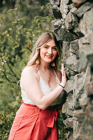 Maddy B Spring - Class of 2022 - IMG_3812 - May 26, 2022 - ©Radiant Photography by Selina - Selina Gilchrist