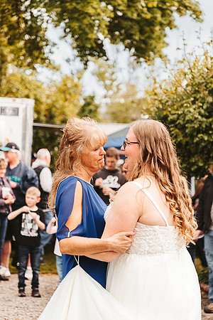 Brittany & Daren Wedding - reception -IMG_5279 - June 04, 2022 - ©Radiant Photography by Selina - Selina Gilchrist