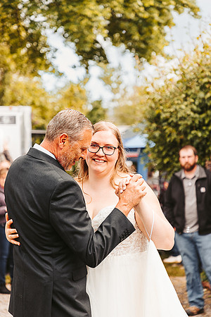 Brittany & Daren Wedding - reception -IMG_5233 - June 04, 2022 - ©Radiant Photography by Selina - Selina Gilchrist