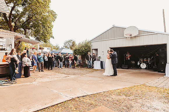 Brittany & Daren Wedding - reception -IMG_5127 - June 04, 2022 - ©Radiant Photography by Selina - Selina Gilchrist