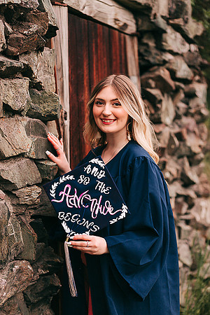 Maddy B Spring - Class of 2022 - IMG_3799 - May 26, 2022 - ©Radiant Photography by Selina - Selina Gilchrist