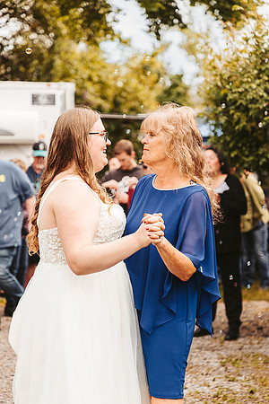 Brittany & Daren Wedding - reception -IMG_5295 - June 04, 2022 - ©Radiant Photography by Selina - Selina Gilchrist