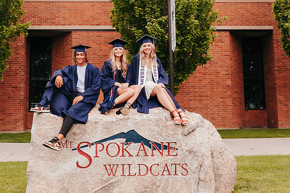 Jordan, Aubrey, Jasmine - Mt Spokane HS - Class of 2022 - IMG_5785 - June 09, 2022 - ©Radiant Photography by Selina - Selina Gilchrist