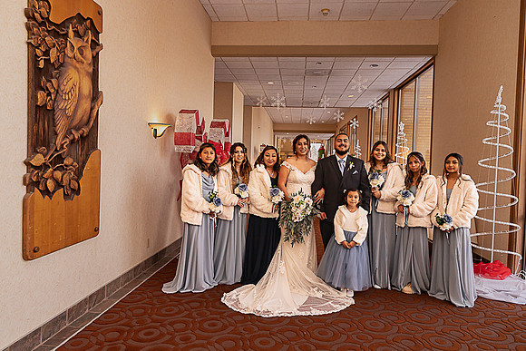 Evette & Martin Wedding - IMG_9877 - December 31, 2021 - ©Radiant Photography by Selina - Selina Gilchrist 509-270-9015-www.RadiantPhotographyBySelina.com