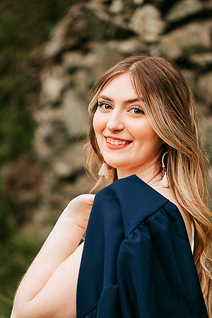 Maddy B Spring - Class of 2022 - IMG_3838 - May 26, 2022 - ©Radiant Photography by Selina - Selina Gilchrist